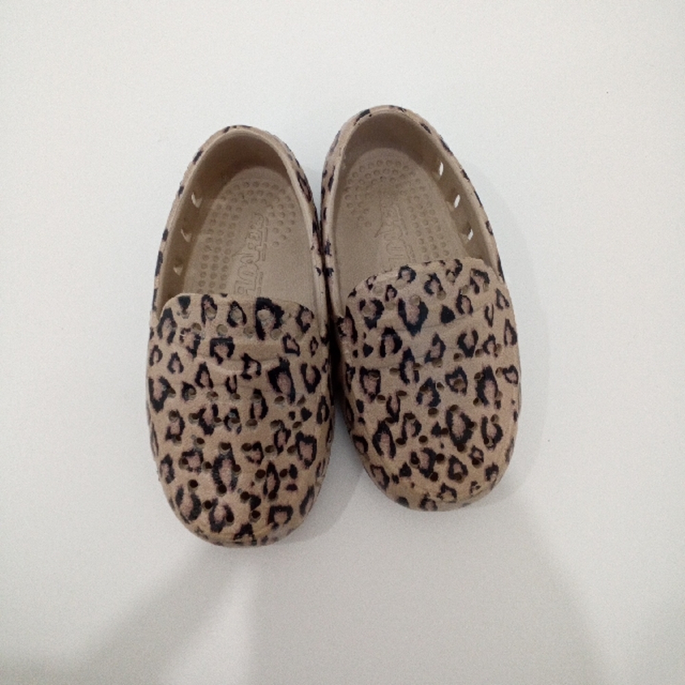 Tan and Black Suede Slippers with Rounded Toe